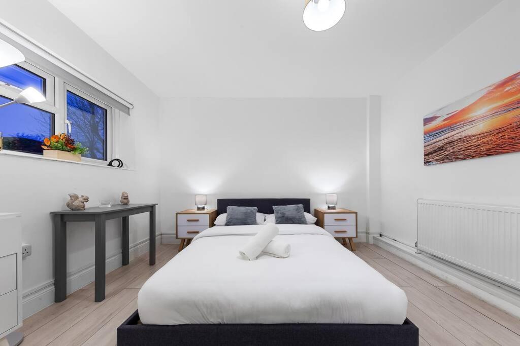 Holiday Home Near Kings Cross Sleep 12 Sp7 Лондон Экстерьер фото